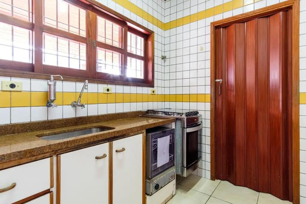 Bh4 - Bh4: Casa Com Piscina Ao Lado Da Praia Grande ウバトゥバ エクステリア 写真